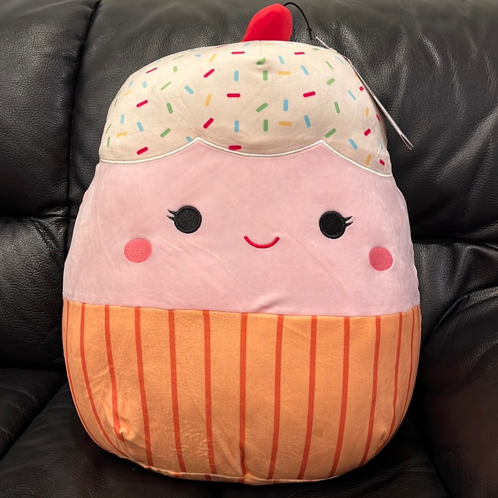 Squishmallow Clara the Cupcake Plush